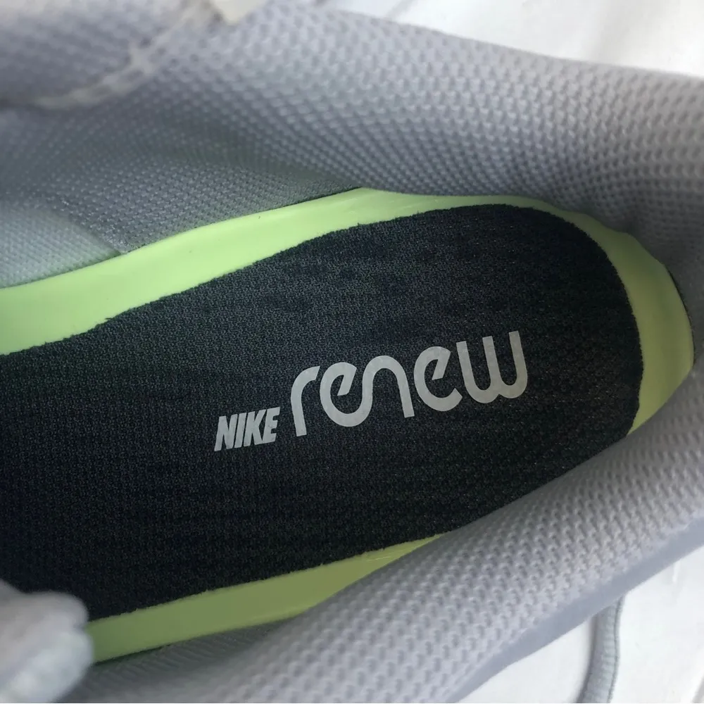 Nike Gray Hyperdiamond 4 Pro Fastpitch Softball Cleats Womens Size 8 - Image 11