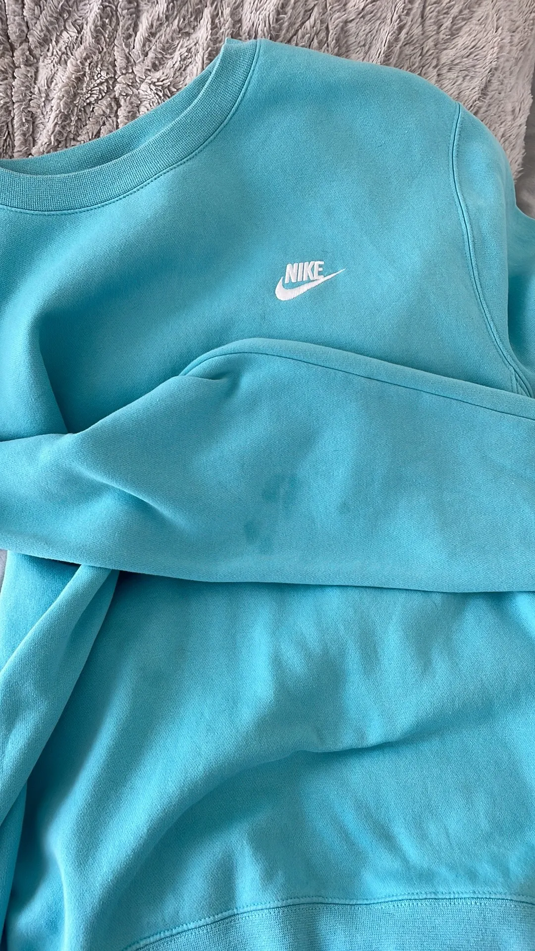 Nike Light Blue  Crewneck - Image 4