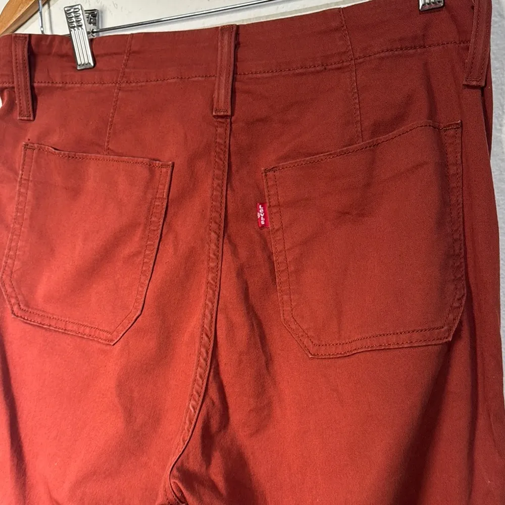 Levi's Orange Ankle Cropped Pants with Structured Fabric - Image 12