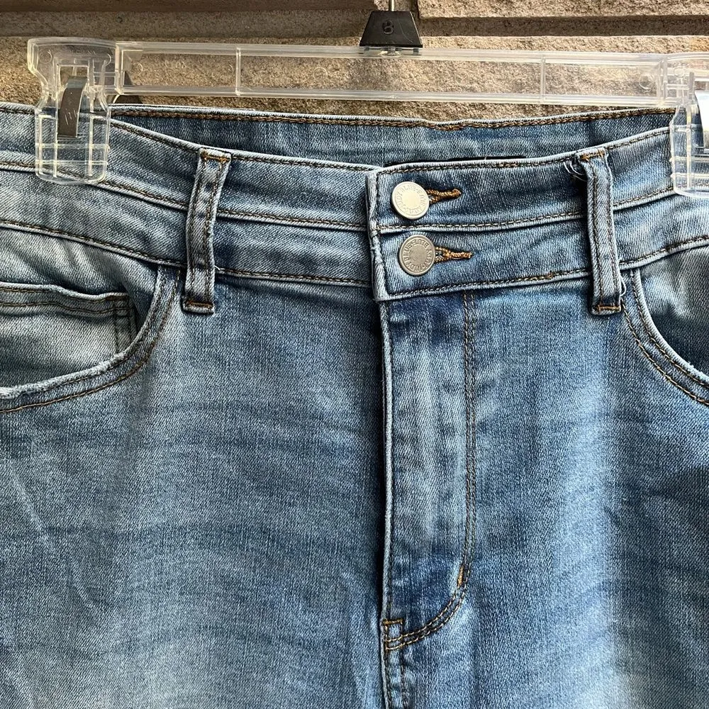 JUDY BLUE Tummy Control High waisted wide crop double button cropped jeans 13 31 - Image 6