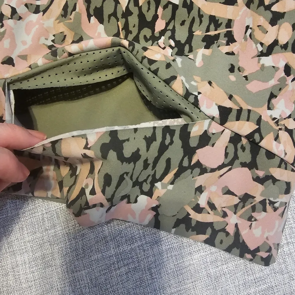 SWEATY BETTY BRA - Image 7