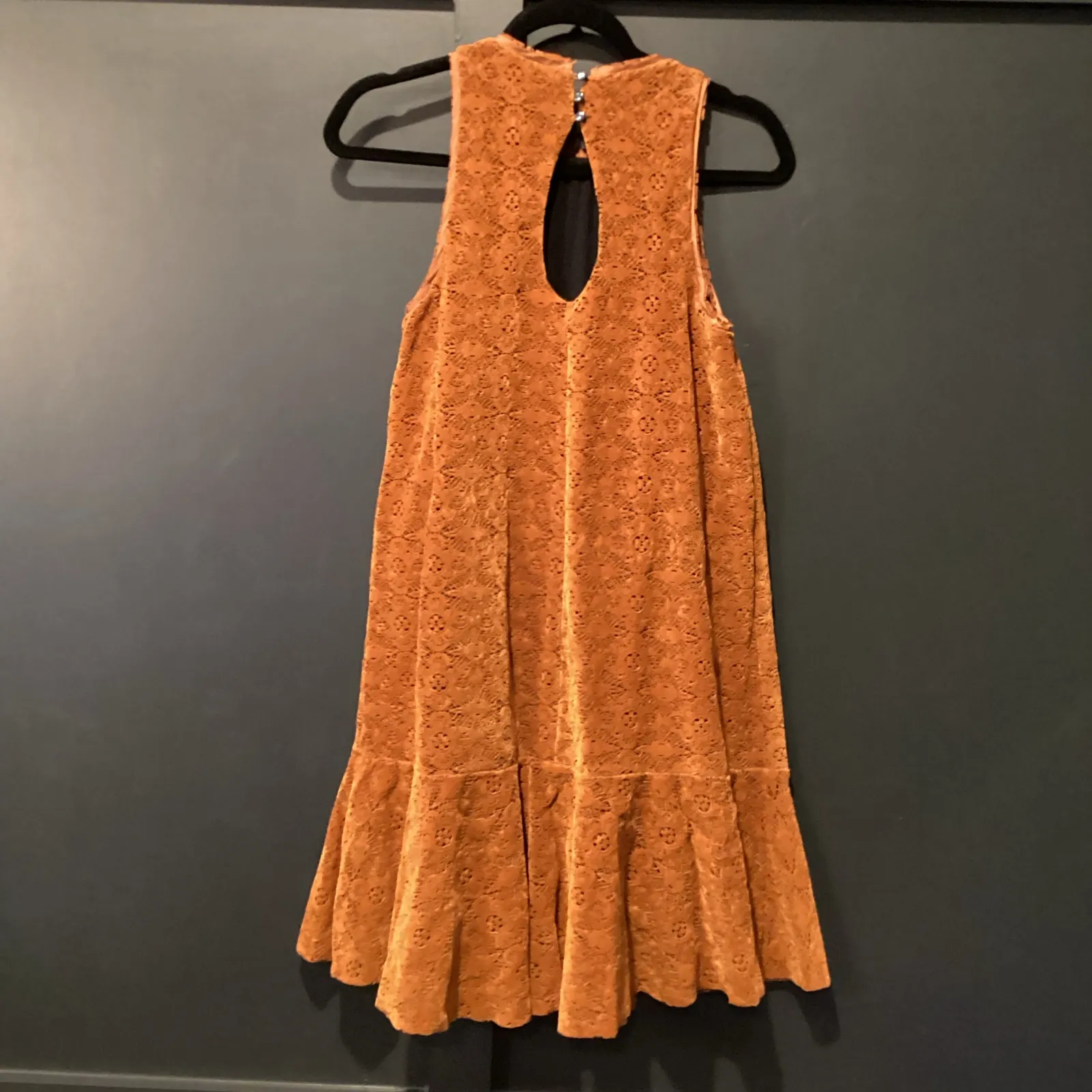 Maeve Amis Anthropologie Copper brown Velvet eyelet lace Ruffle Shift mini Dress - Image 3