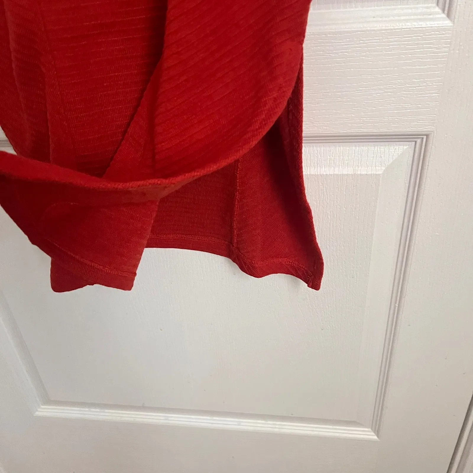 Band of The Free Hand of the Tree‎ Red Textured Pencil Midi Skirt Size S NWT - Image 10