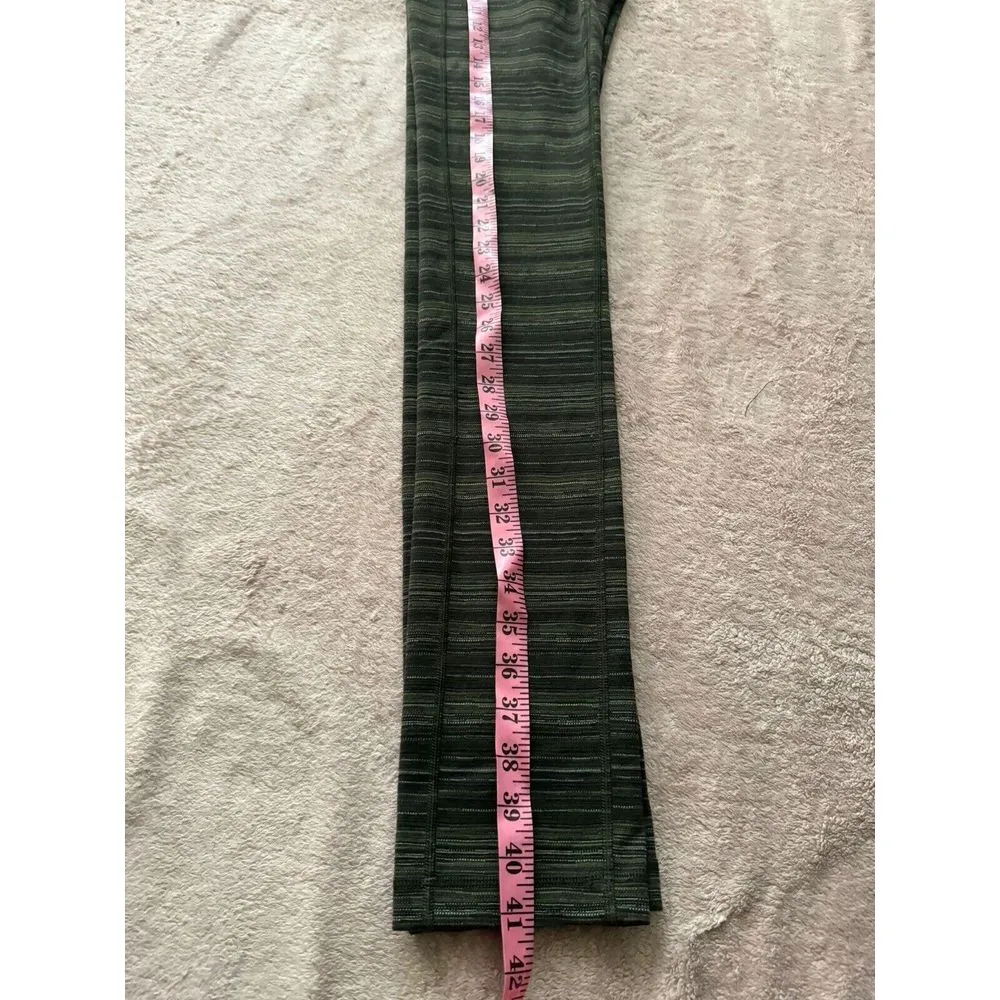 Lululemon Women's Skinny Groove Pant II Green Butterfly Fatigue‎ Leggings Sz 4 - Image 10