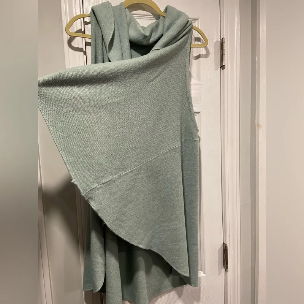 NWT Mia & Tess One Size Sage Green Shawl Collar Soft Knit Wrap Vest Duster - Image 2