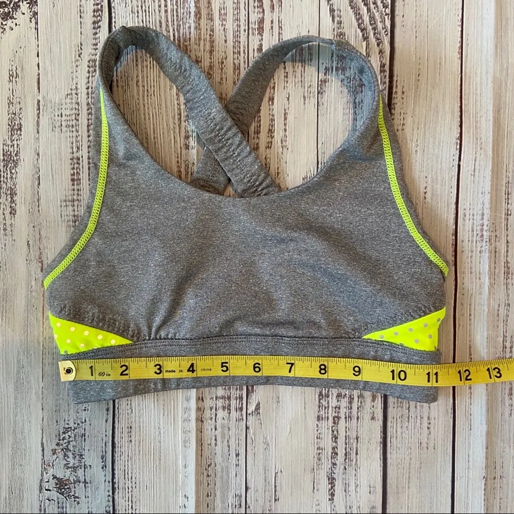 R 8 Activewear Gray and Neon Yellow Sports Bra. Size XSmall. - Image 4
