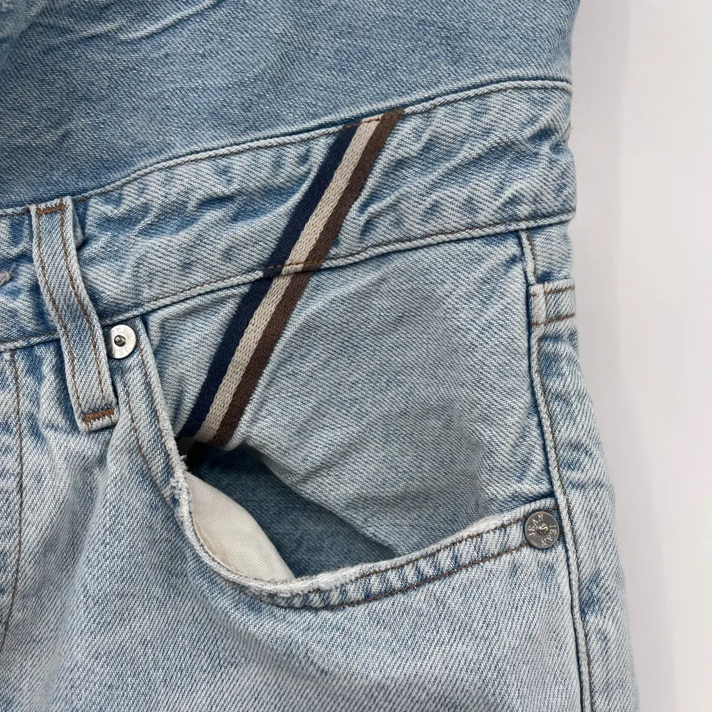 Jean atelier Flip in Sky Fold - Image 9