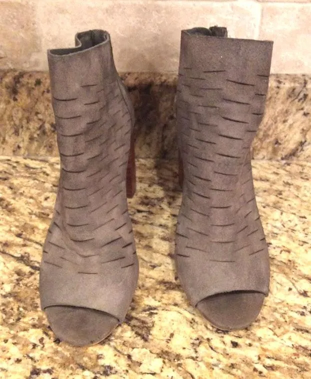 1. State EUC Perforated Booties Sz 8m - Image 5