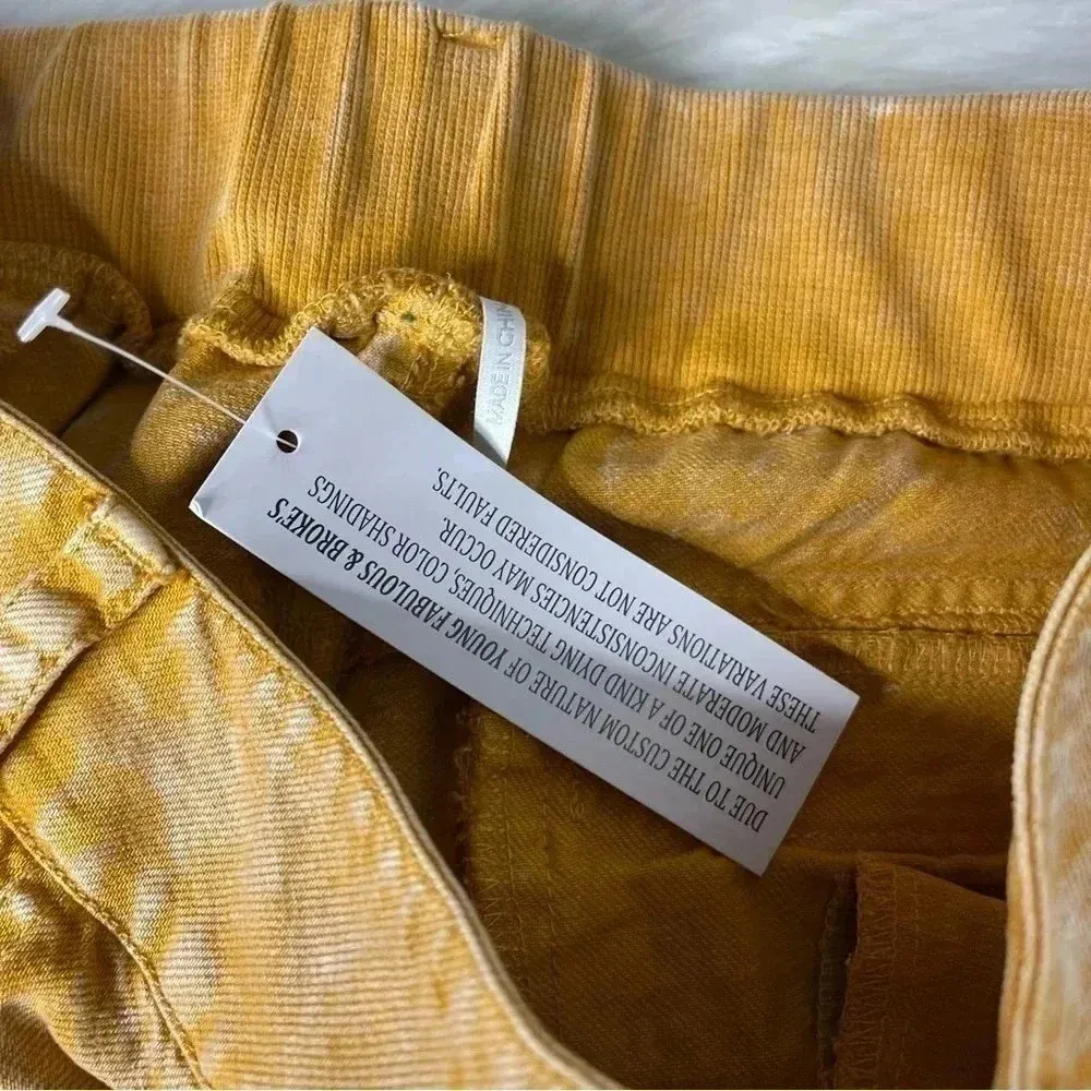 Young Fabulous and Broke YFB Khaki High Waisted Straight Leg Pants Size Medium - Image 3