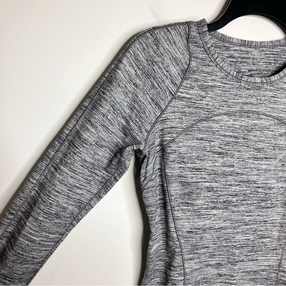 Lululemon Athletica Cypress Kiss long sleeve space dyed‎ top gray size 6 - Image 8