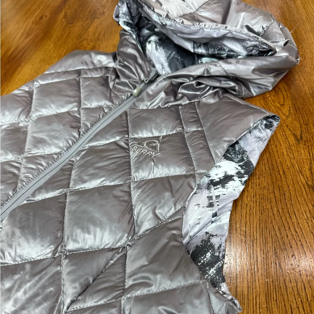 Gerry Silver Gray Reversible Quilted Puffer Vest with Hood Size Medium EUC - Image 12