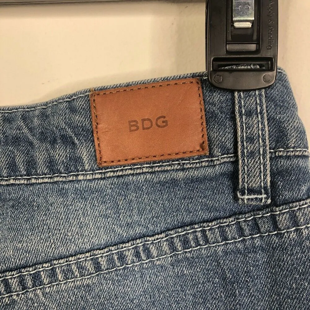 BDG High Rise Erin 5 Pocket Shortie Blue Jean Shorts Womens 27W - Image 3