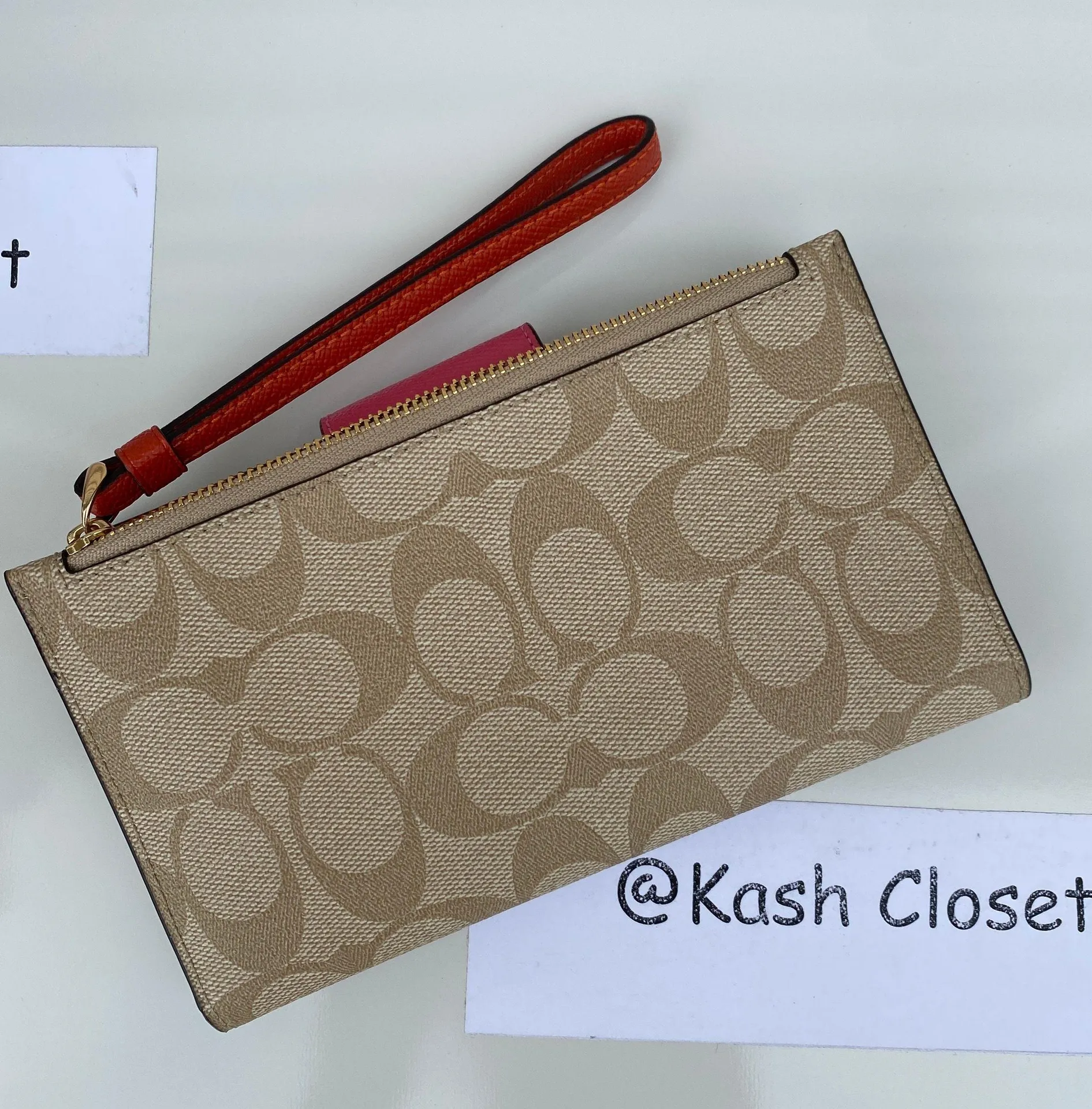 Coach Bucket Signature Small Town Bucket Bag  & Wallet bundle - Image 8