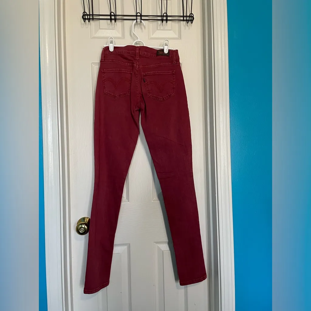 Gently Used Levi’s 524 Too Superlow - Image 6