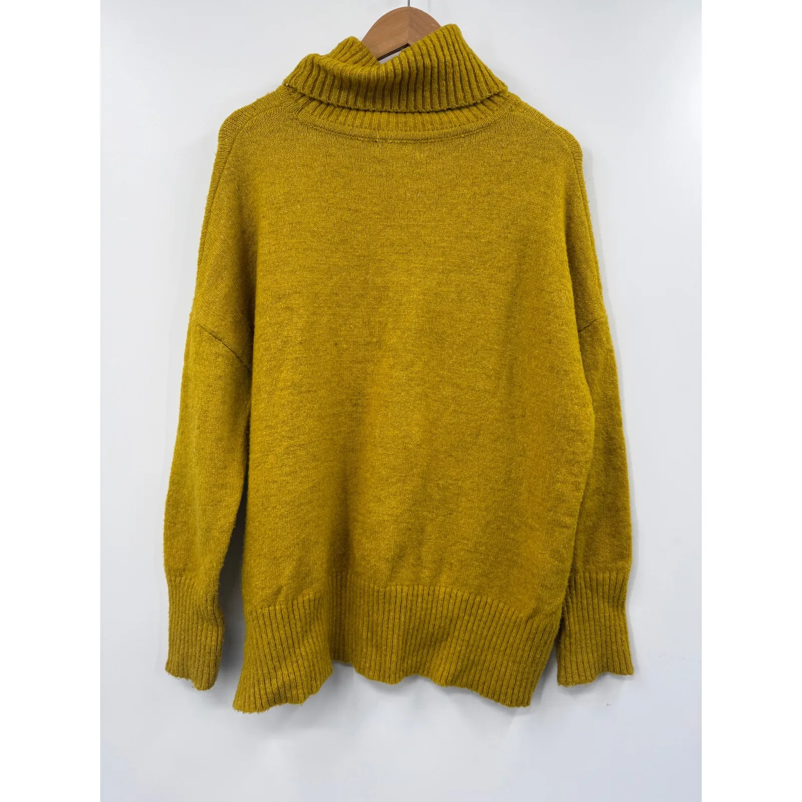 William Rast Mustard Yellow Oversized Turtleneck Sweater Women Size M - Image 4