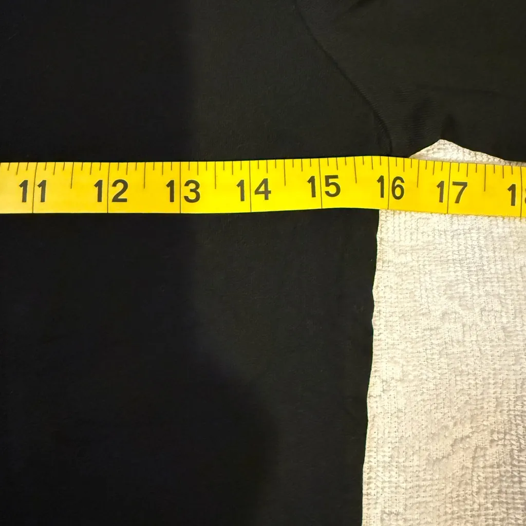 Trendy Queen Women's Black Long Sleeve Turtleneck Top - Image 3