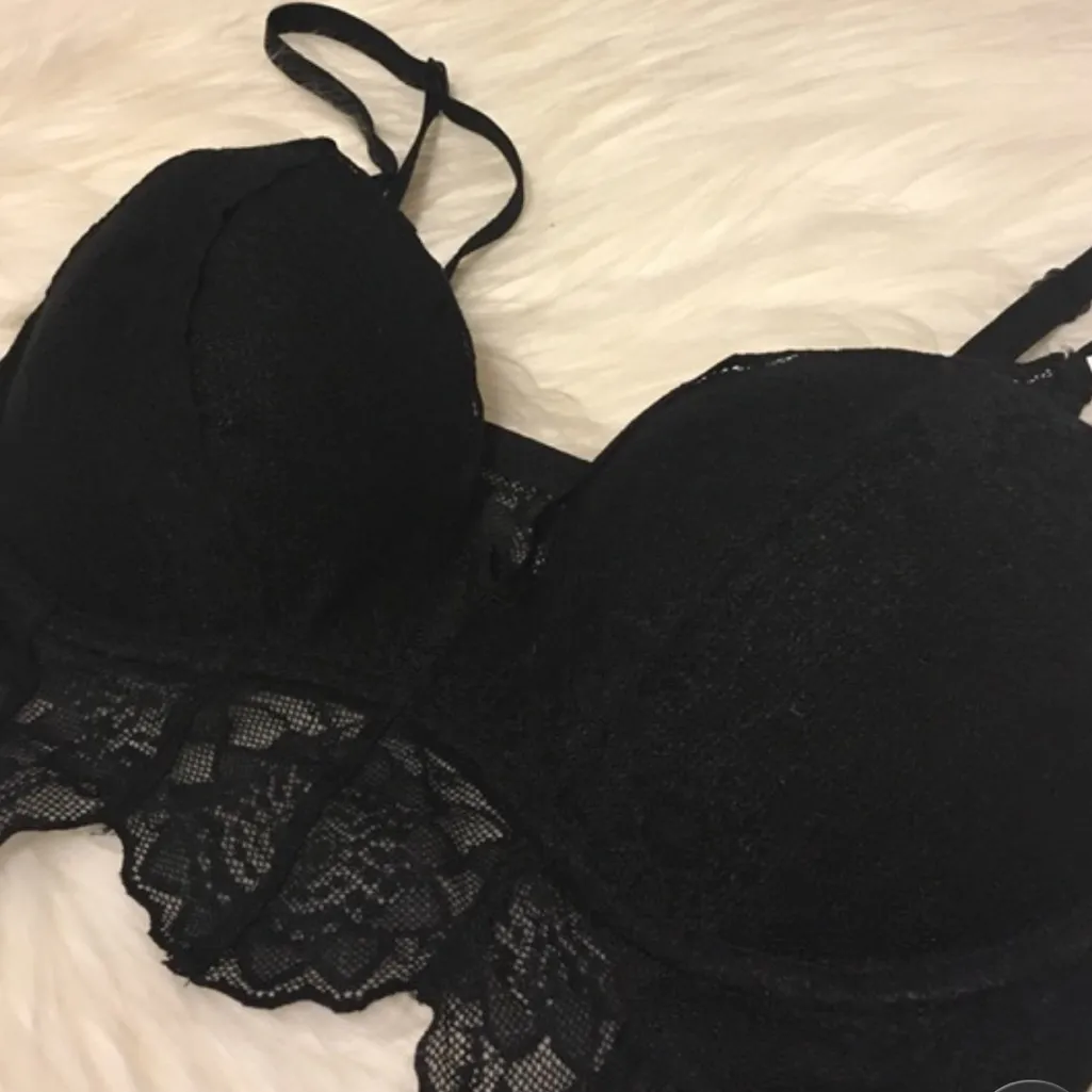 Victoria’s Secret PINK Lace Black Push-up Bralette - Image 5