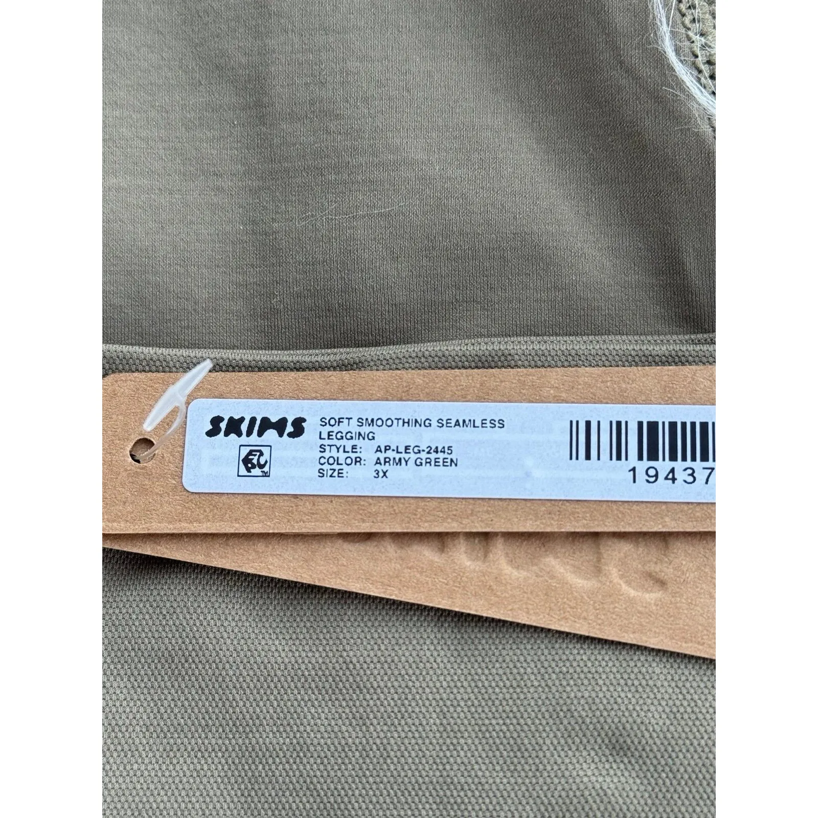 Skims Soft Smoothing Leggings Army Green Size 3X - Image 9
