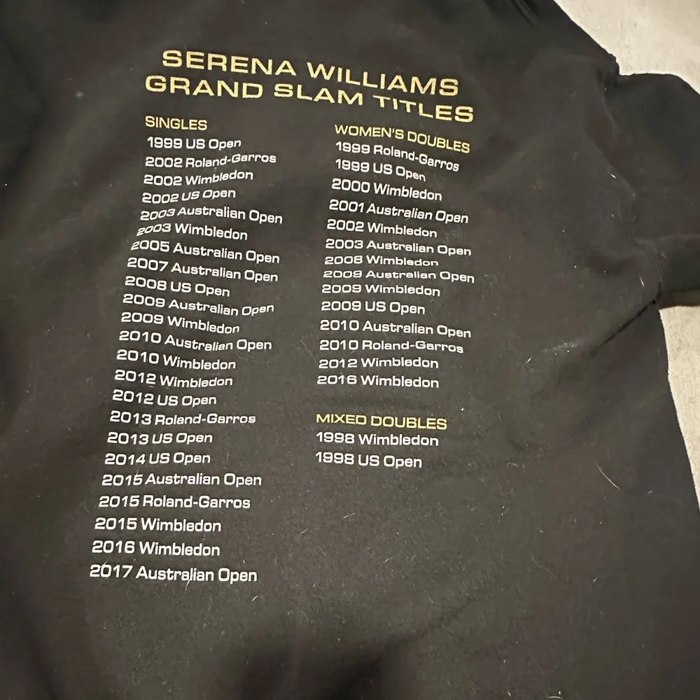 Serena Williams Black GOAT hoodie. Medium. Grand Slam Titles. Drawstring pocket - Image 10
