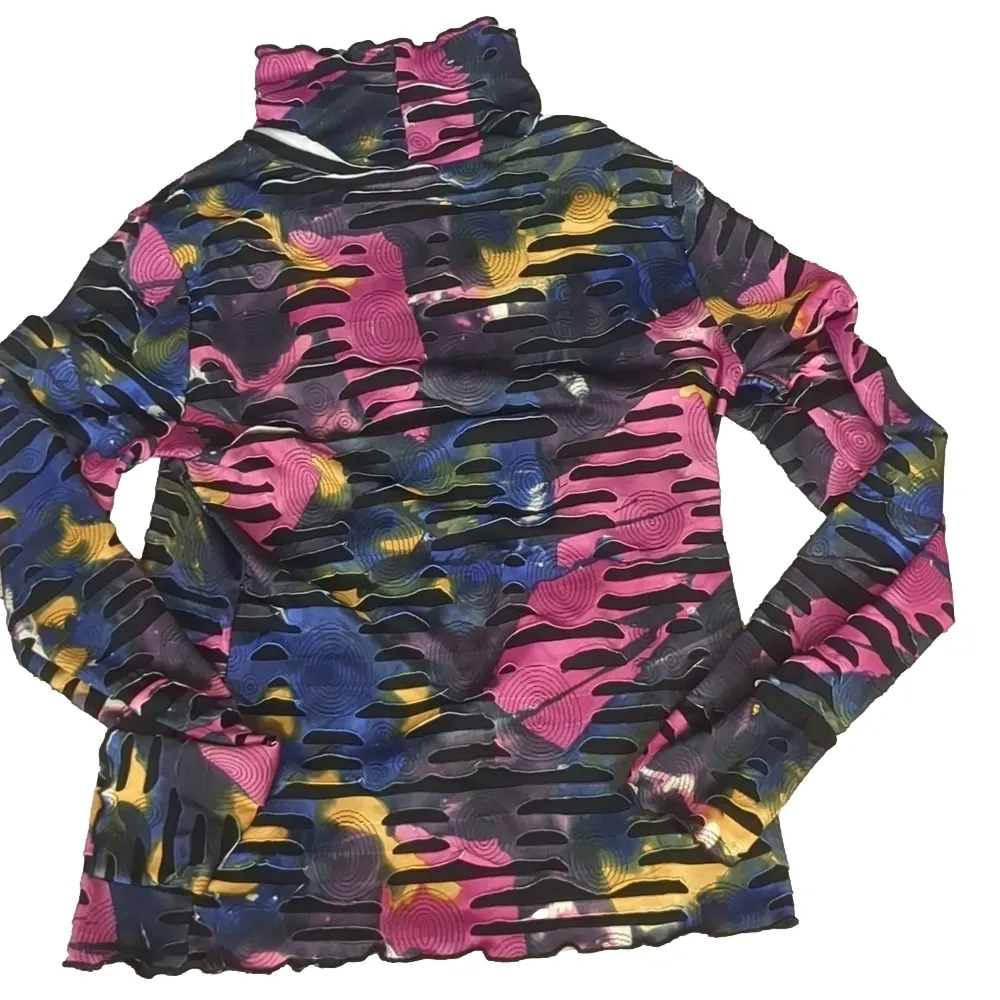 Sno skins crinkle turtleneck long sleeve top size small Pink - Image 3