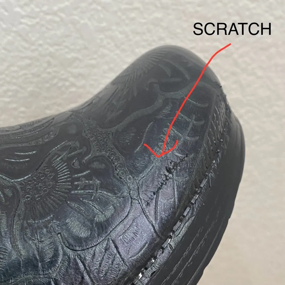 906020202 Professional Clog Black Tooled Leather Clogs Size 39 8.5-9US - Image 13