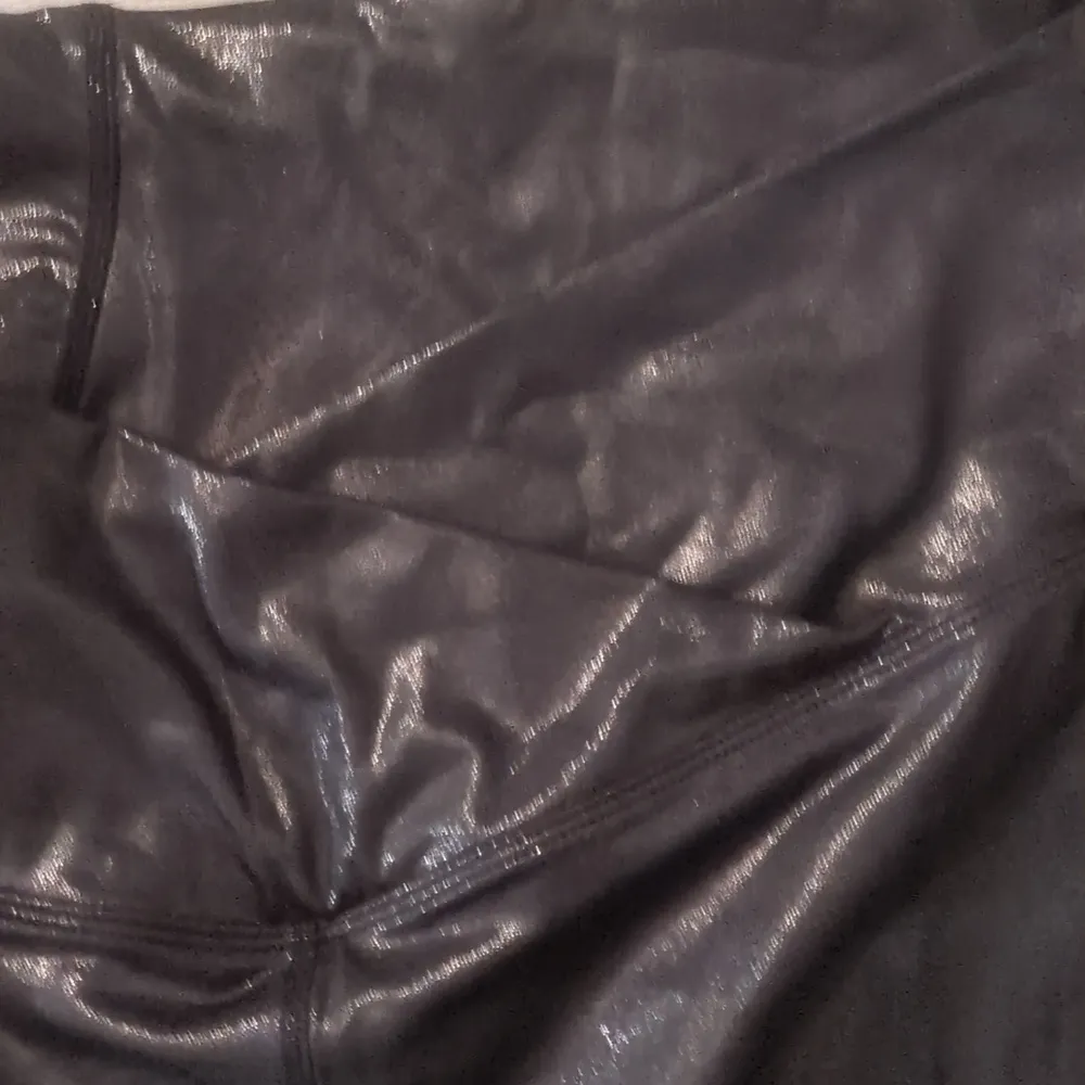 Halara Shiny Dusk Black SoftlyZero Faux Leather Crossover Pocket Foil Print  2X - Image 3