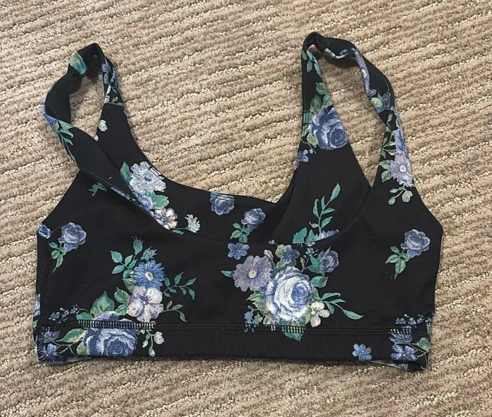WeWoreWhat Floral Sports Bra - Black and Blue - Image 2