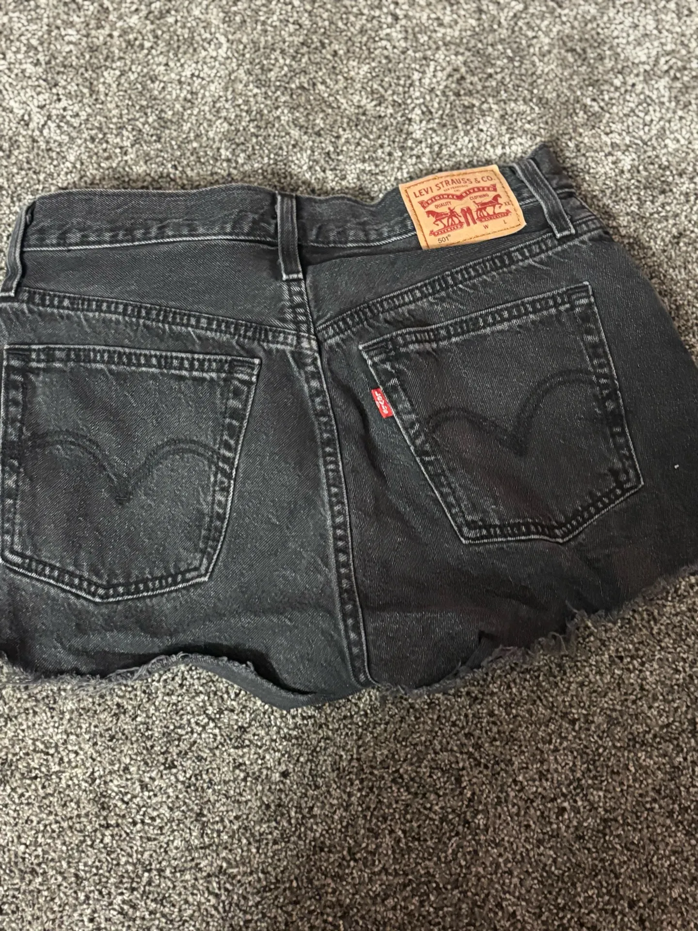 Black Levi’s Shorts 501 - Image 2