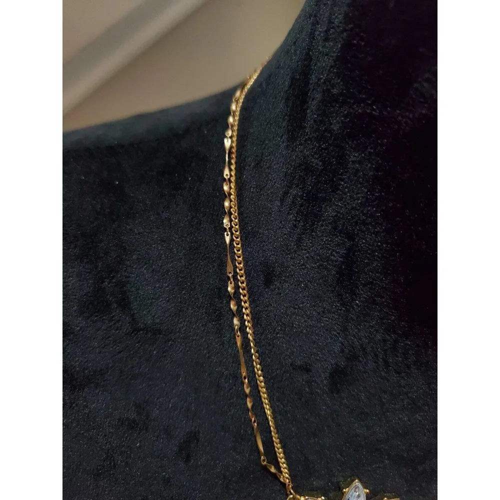 Women's Gold Clear Bead Flower Choker Chain Stylish Statement Necklace - Image 4