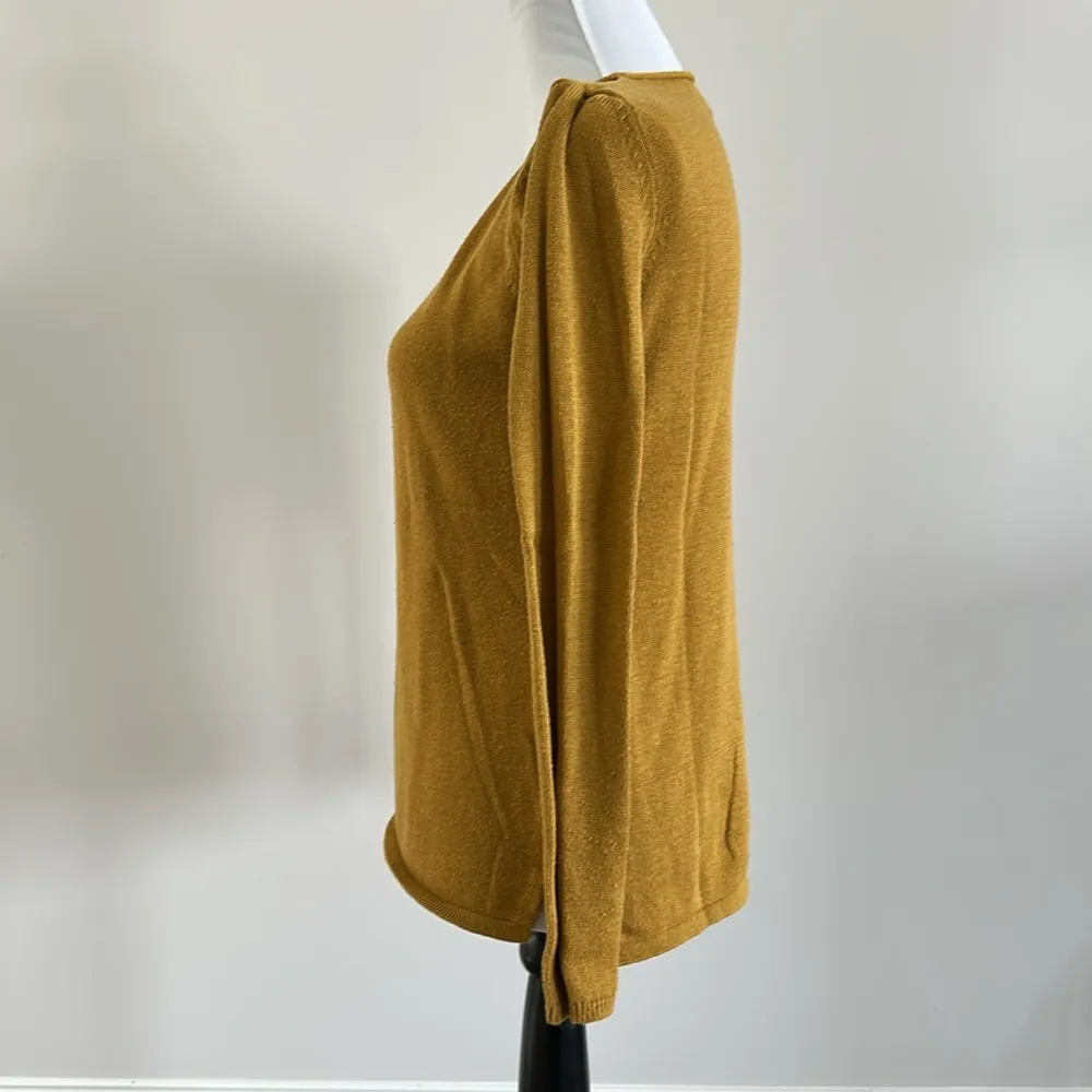 Old Navy Deep Yellow Sweater Sz SM - Image 3