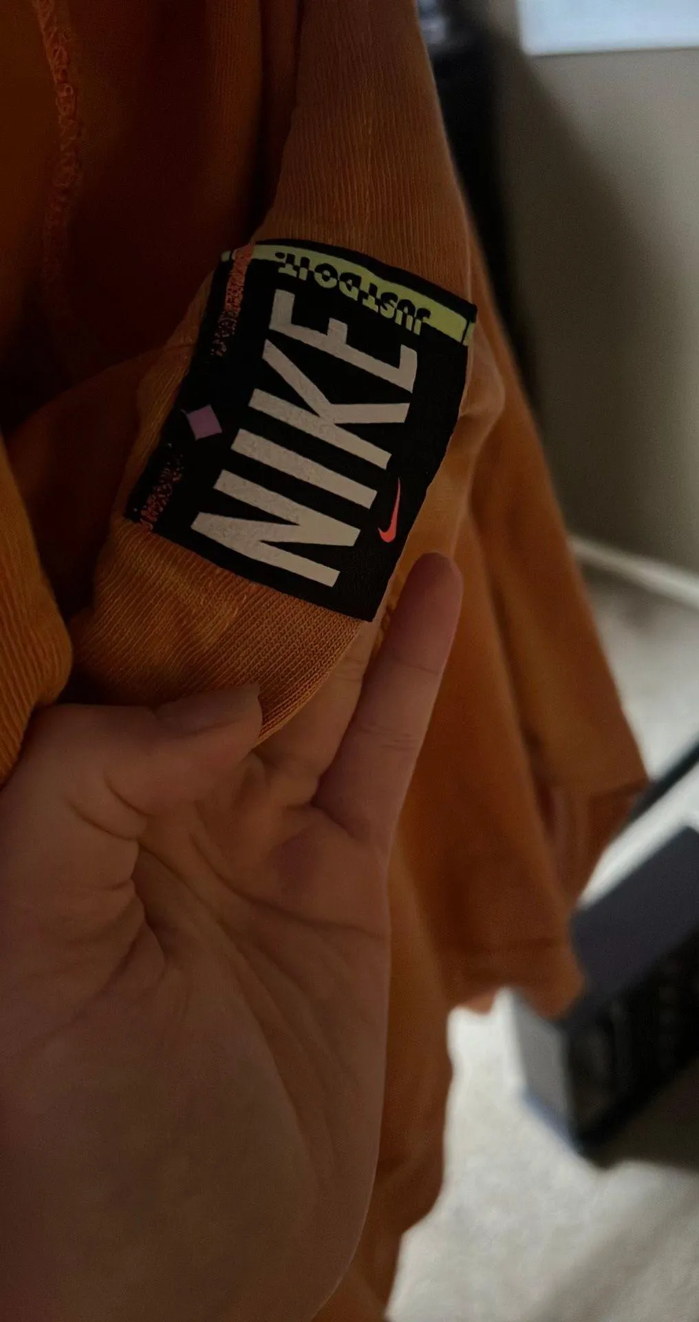 Nike Cropped Hoodie - Image 2