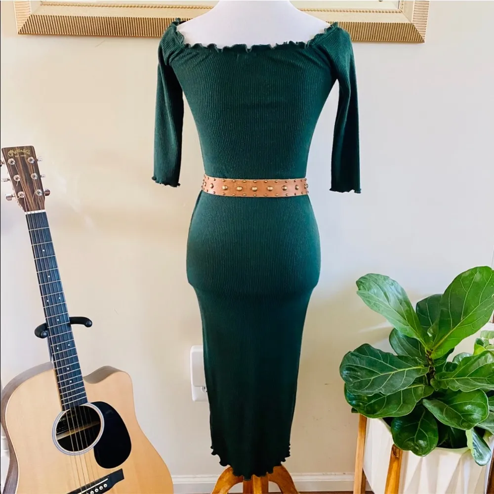 💚Hearts & Hips💚 Green Body-con Knit Dress - Image 3