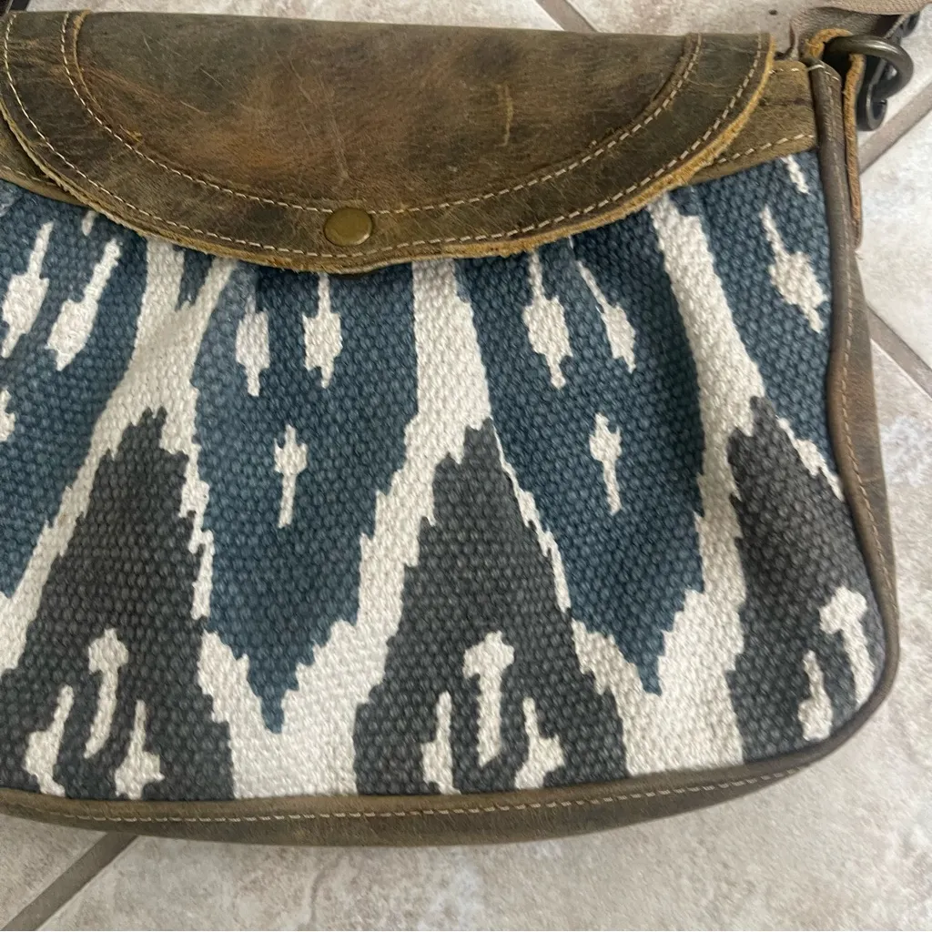 Myra‎ Bag Seeker Leather Crossbody shoulder Handbag Canvas Purse Aztec - Image 9