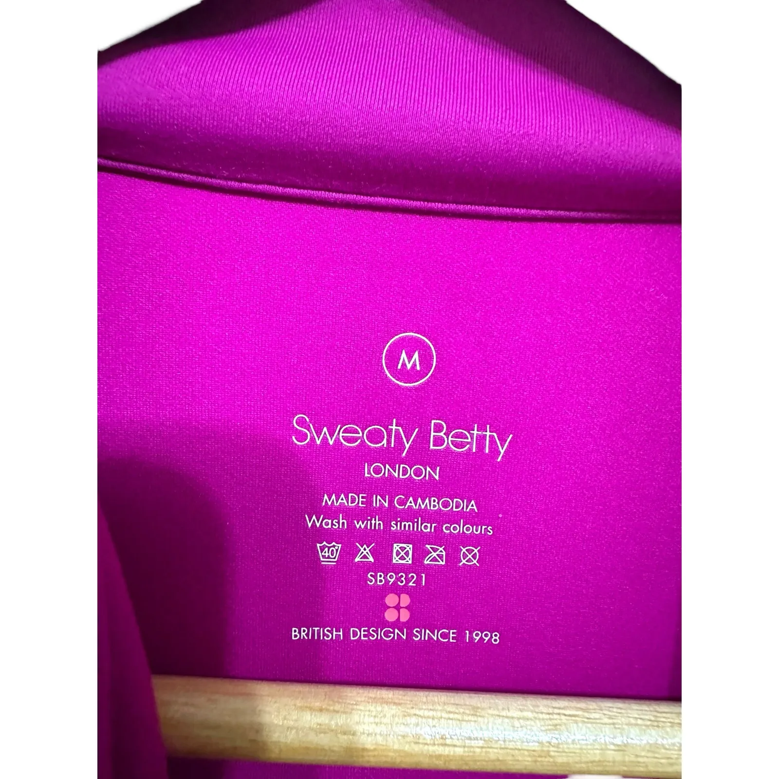 SWEATY BETTY Pro Run Half Zip Base Layer Top magenta fusion purple Size Medium - Image 5