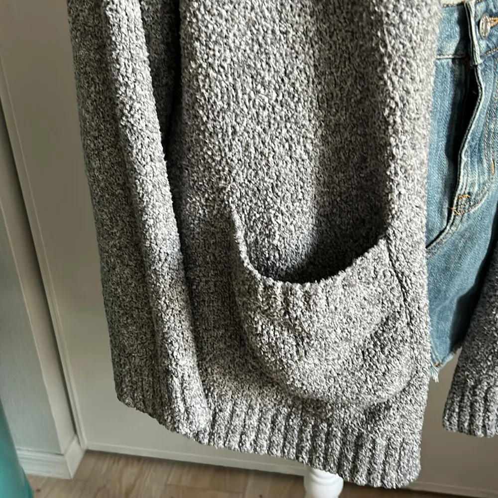 Threads 4 Thought Black and Gray Open Front Bouclé Long Cardigan Lounge Sweater - Image 3