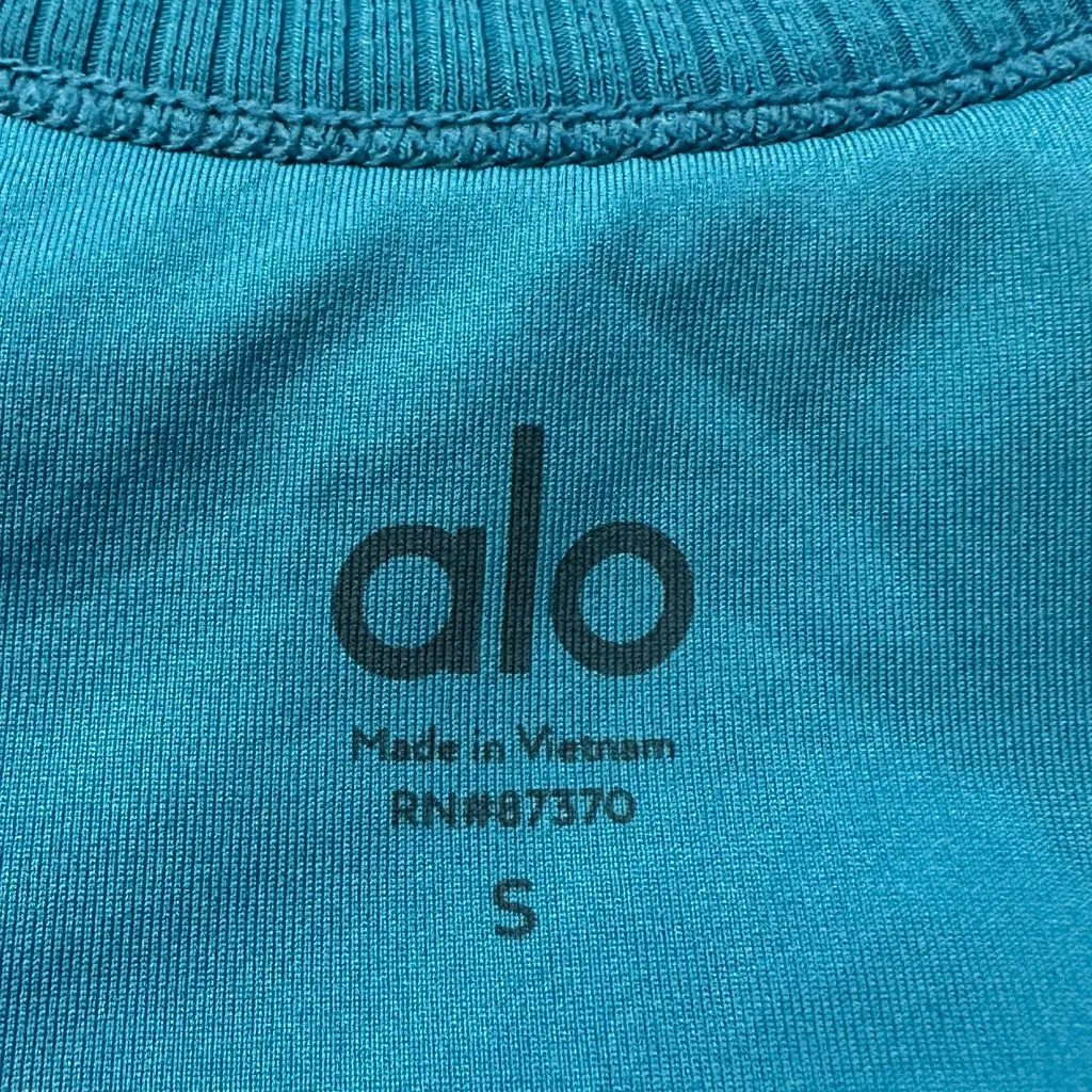 ALO Yoga Wellness Bra in Blue Splash Size Small Ribbed - Image 9