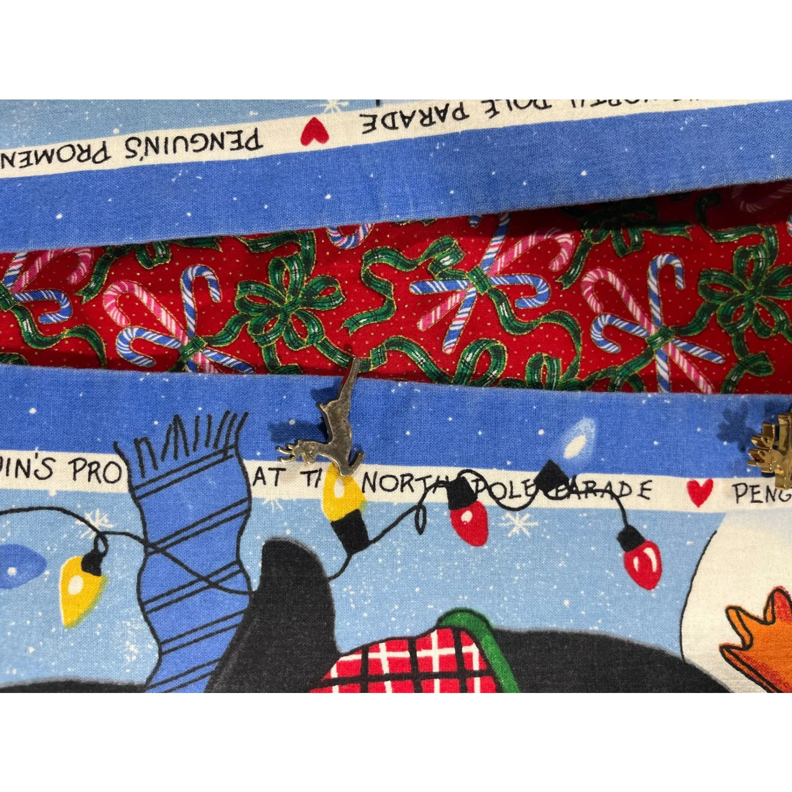 Vintage Handmade Penguin Christmas Vest Womens North Pole Reversible Holiday M/L Blue Size L - Image 4