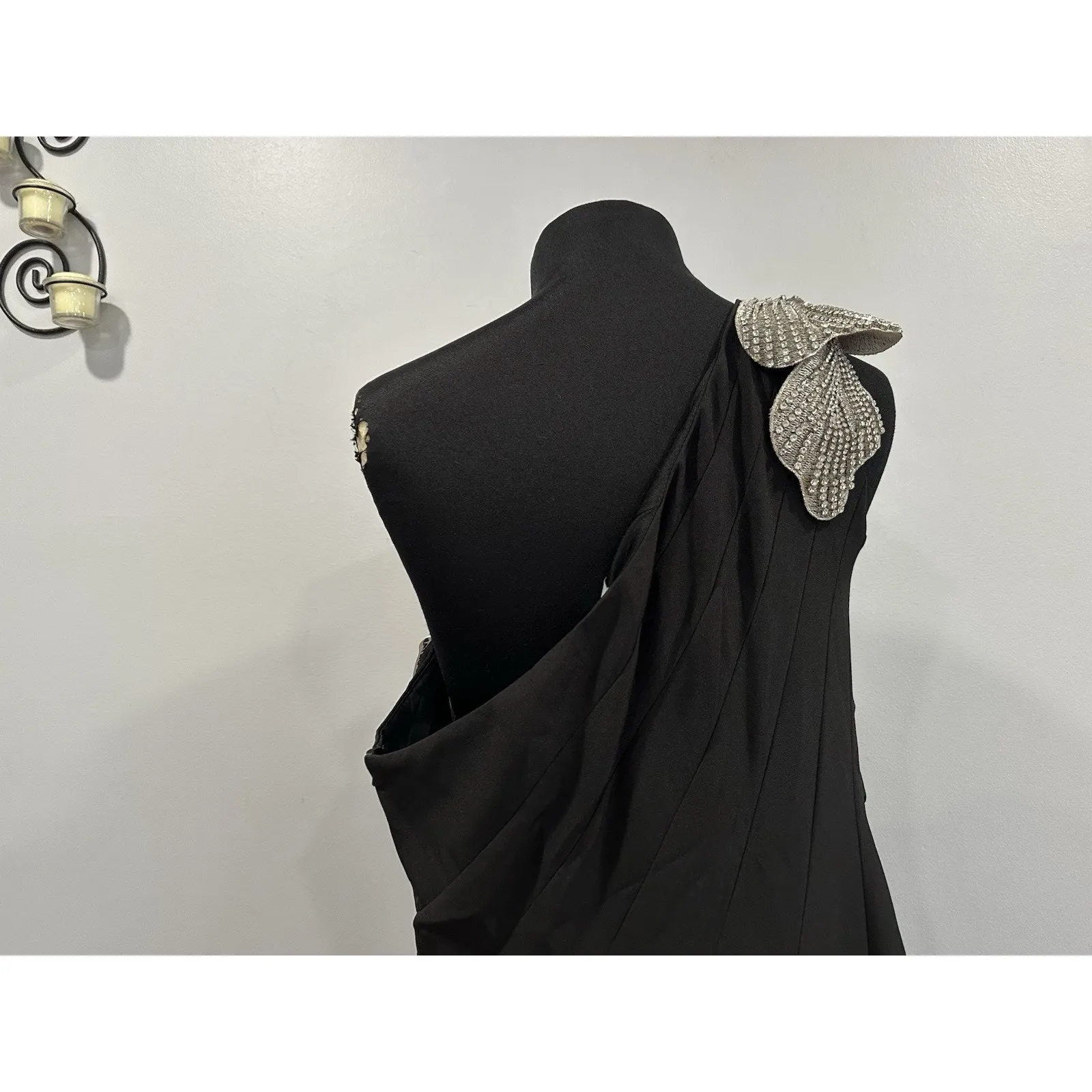 Mac Duggal 11810 Black Crepe One Shoulder Gown With Crystal Flower Sz 14 NWOT - Image 5