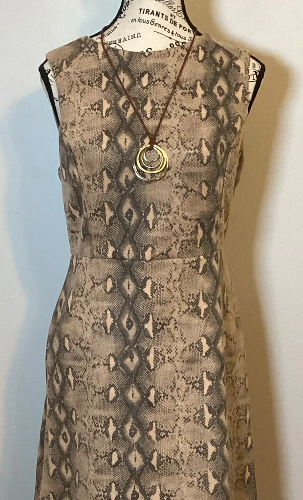 SNAKESKIN PRINT FULLY LINED FORM FITTING SLEEVELESS MINI DRESS SIZE JR MED Tan - Image 1