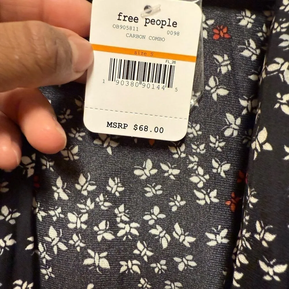 Free People Long Sleeve Bodysuit Ladylike Printed Black/Red Small New - Image 5