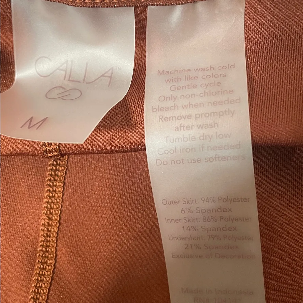 CALIA Pleated Mesh Skort size Medium Red - Image 10