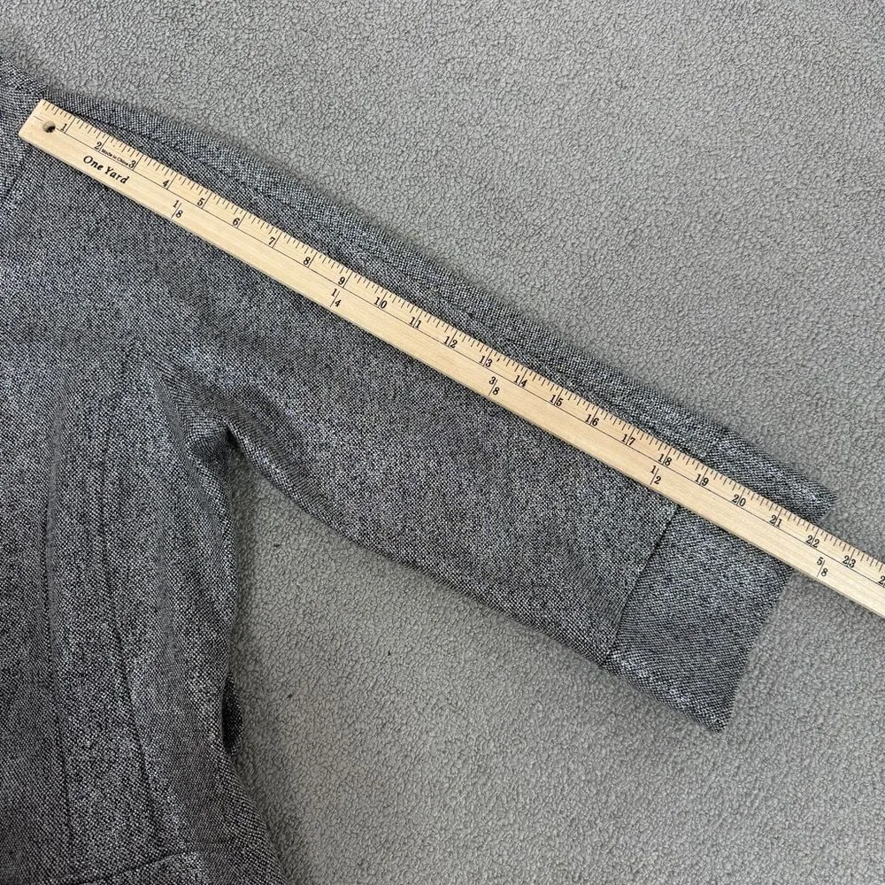 Jon by Teri Jon Open Mock Neck Metallic Belted Topper Jacket Silver Black Size 8 - Image 15