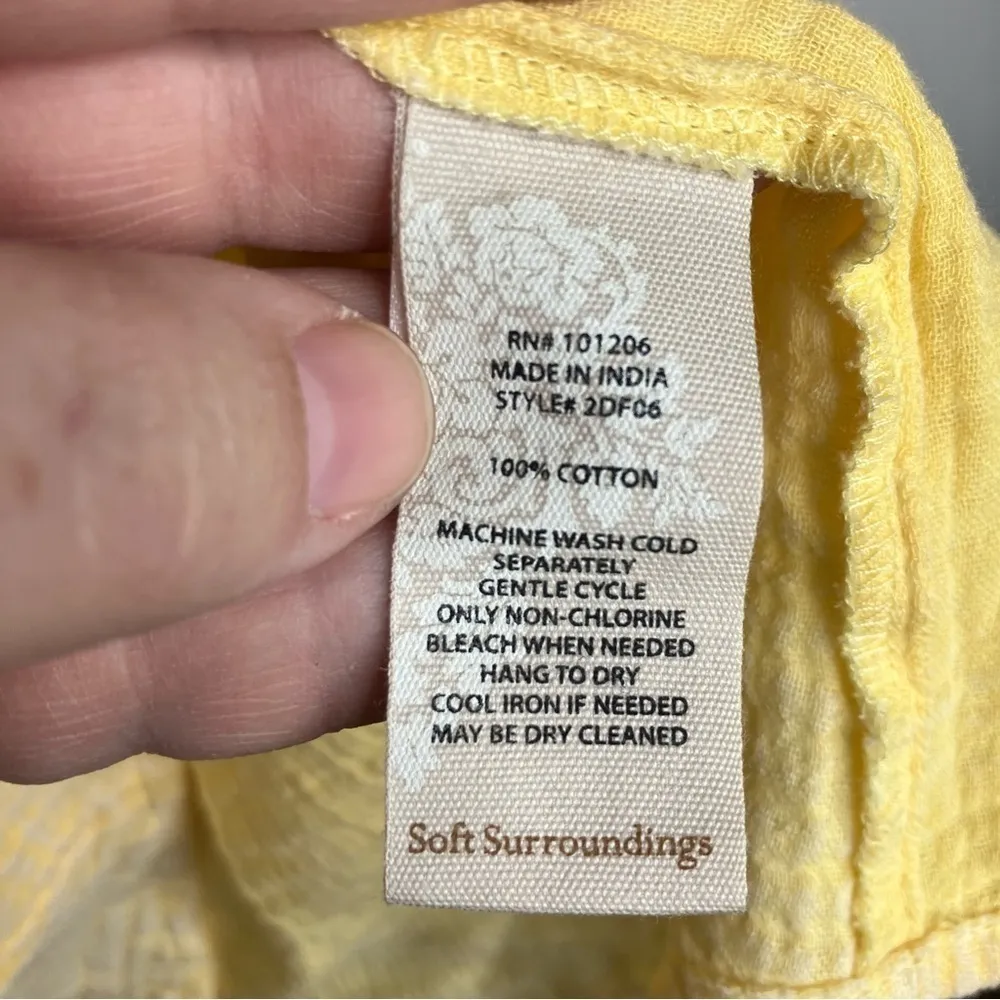 Soft surroundings‎ yellow & white gauze muslin blouse size large - Image 5