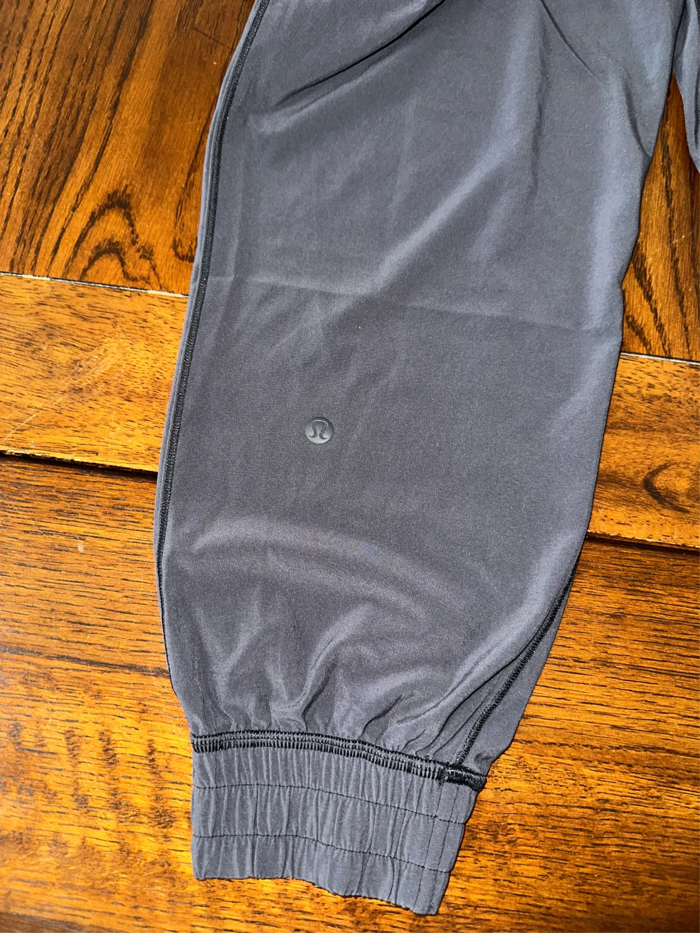 women’s lululemon joggers - Image 4