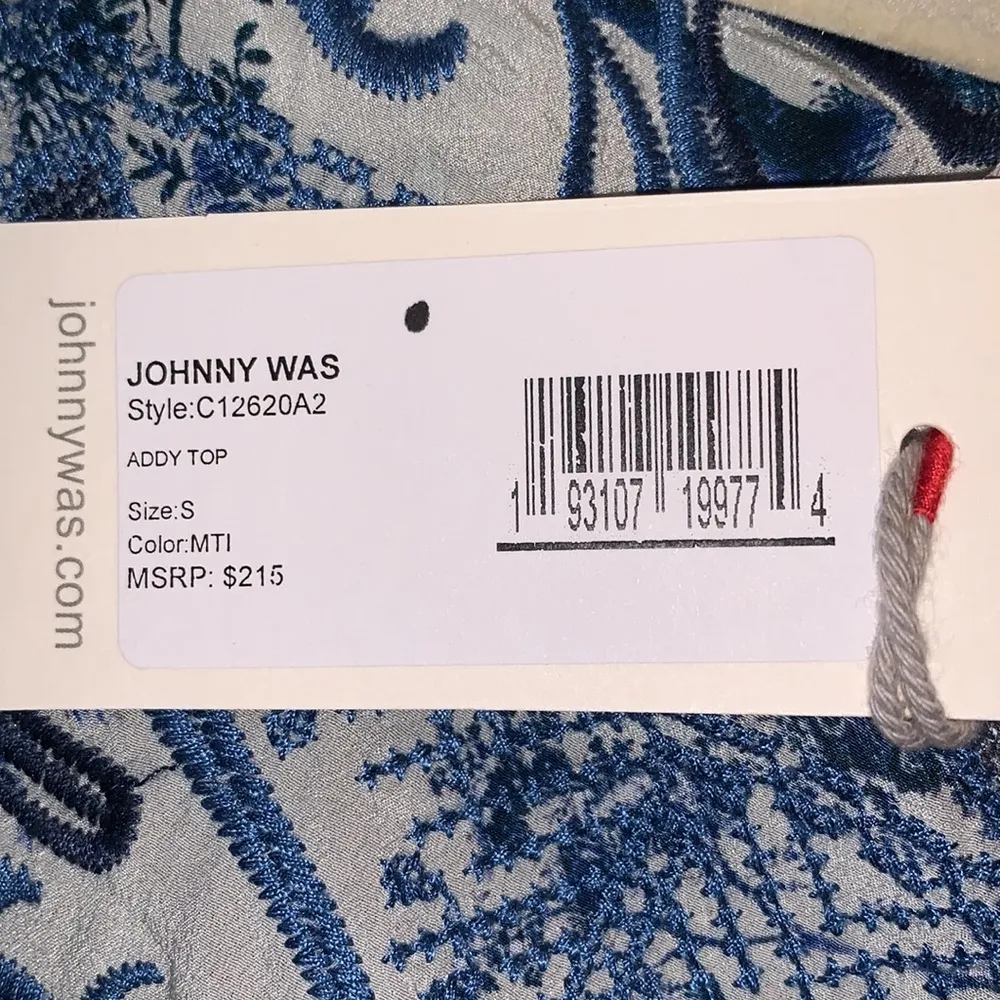 Johnny Was Silk Addy Top in blue toile, blue and gray embroidery - Image 6