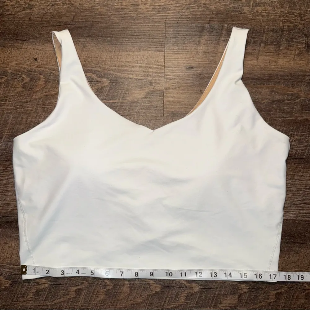 Old Navy Active Powersoft White/Tan Sports Bra Size 2X - Image 2