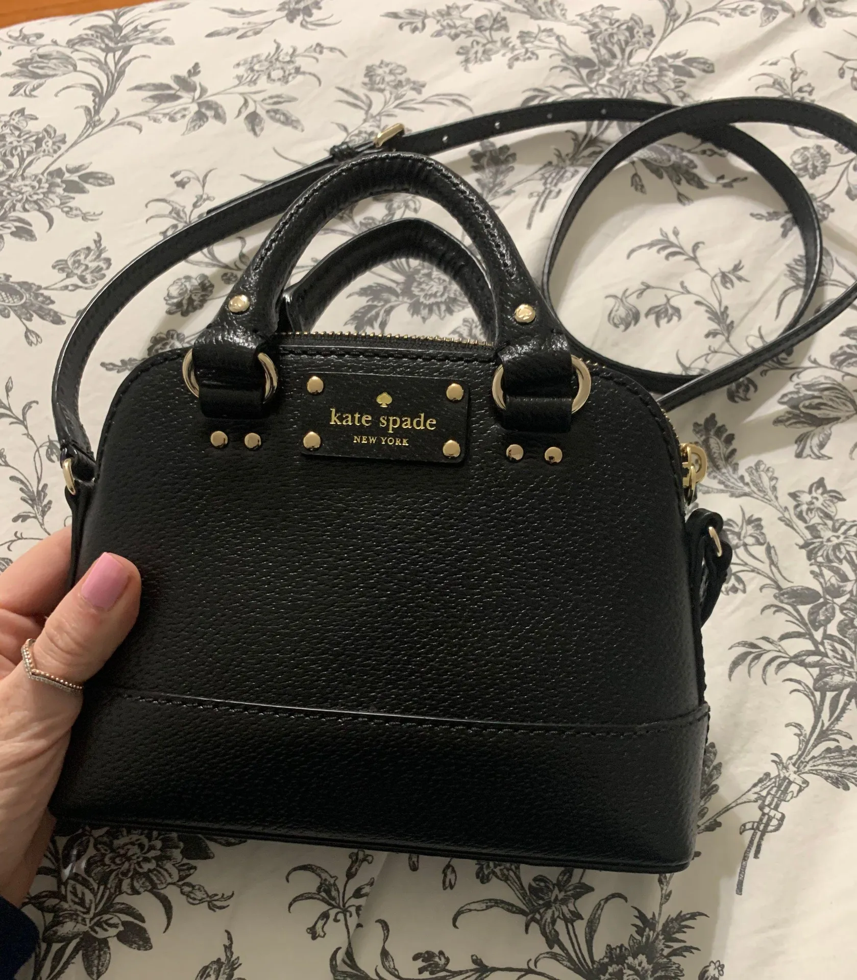 Black Cross Body - Image 2