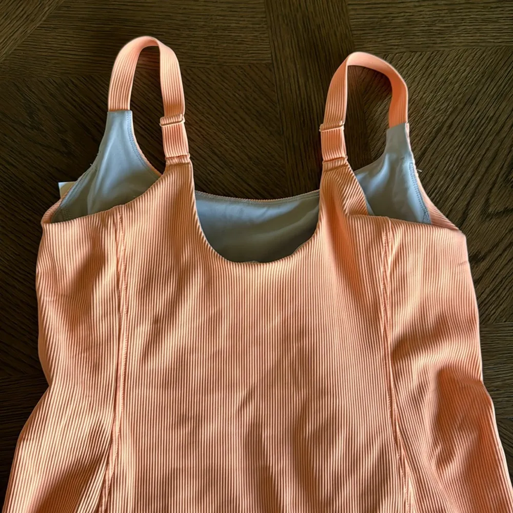 Spanx Straight Fit Melon Rib Dress. Size small, $138 - Image 9