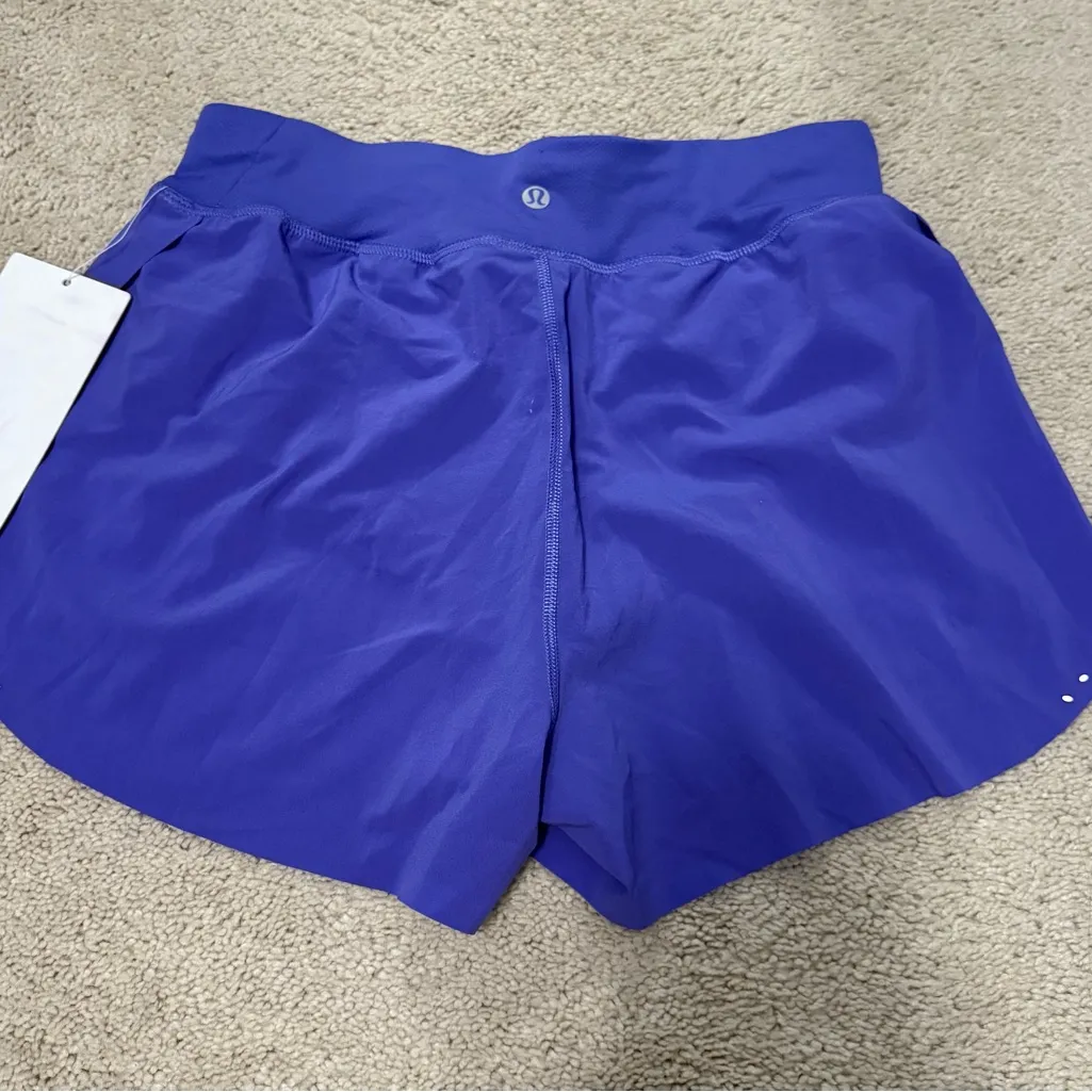 Lululemon Find Your Pace Shorts, NWT! - Image 3