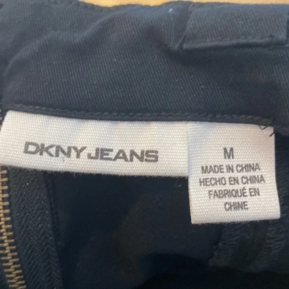 DKNY black strapless mini dress - Image 6